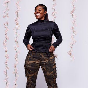 Kiwi's Boutique ALL OVER ME TOP (BLACK)